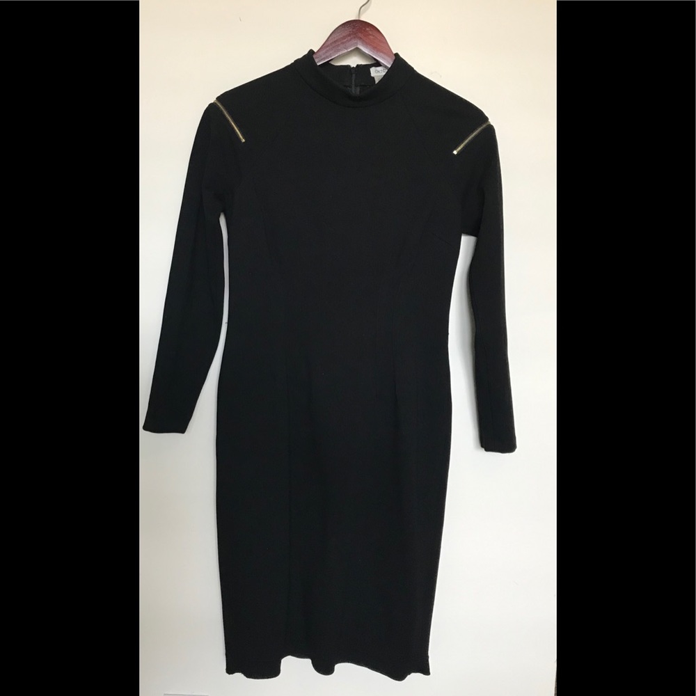 Sexy Shoulder Zipper Dress